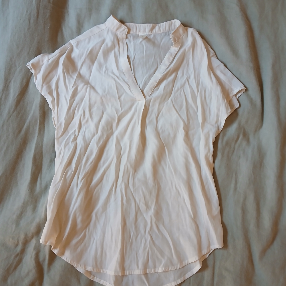 Mahina Cream V-Neck Blouse